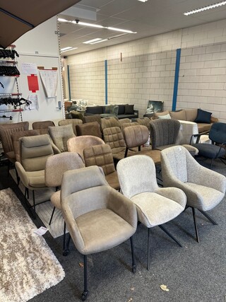 Ca. 23x Eetkamerstoelen, taupe